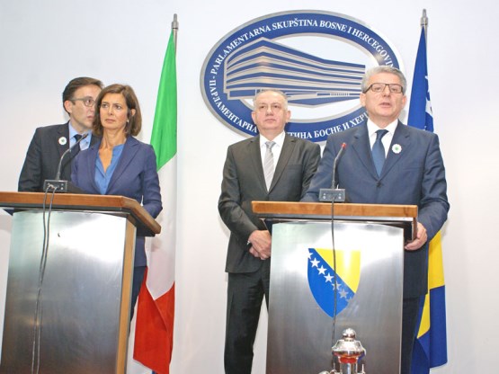 Members of the Collegium of the House of Representatives and the House of Peoples of the Parliamentary Assembly of Bosnia and Herzegovina spoke with the President of the House of Representatives of the Italian Parliament